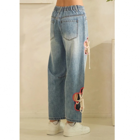 🎉 Oli & Hali “ BECKY ” Oli and Hali EMBROIDERY CUTOUTS WITH TIE STRING 95 - Picture 3 of 10